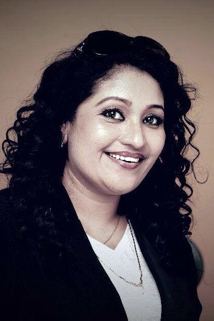 et billede af Thezni Khan