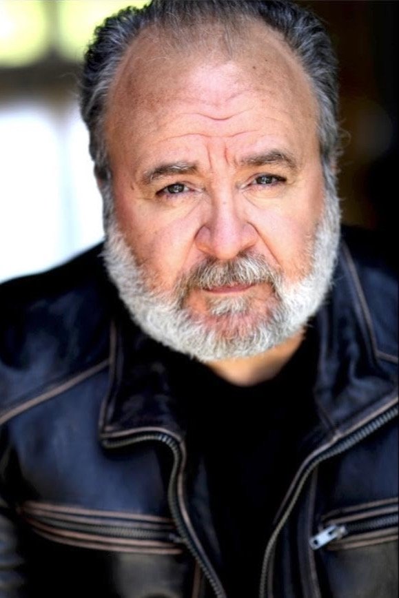 et billede af Vick Sabitjian