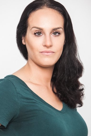 et billede af Stacey Arwen Raab