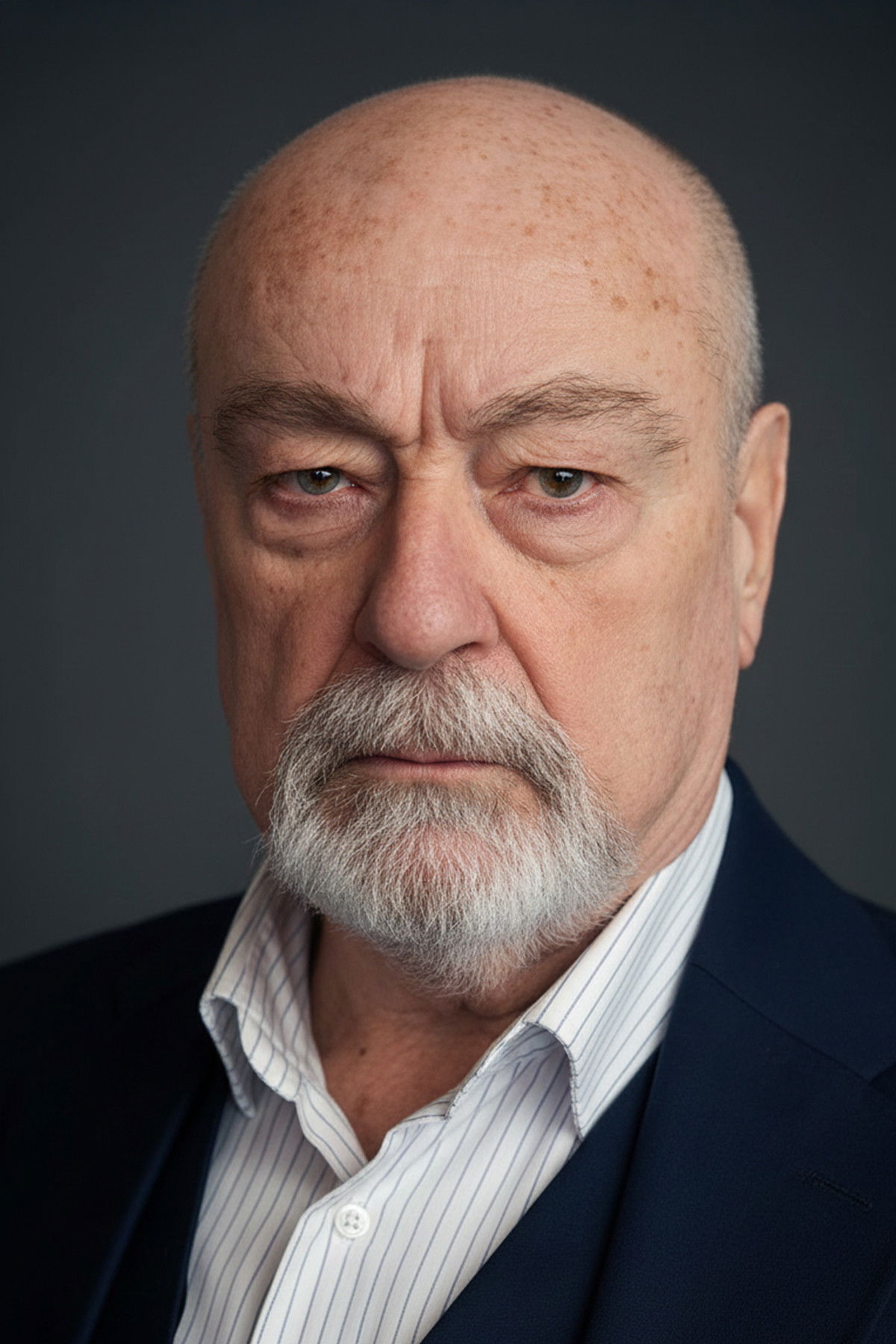 et billede af Engin Şenkan