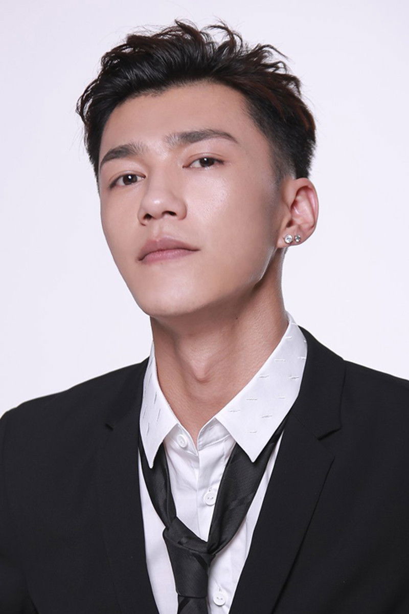 et billede af Li Cenyi