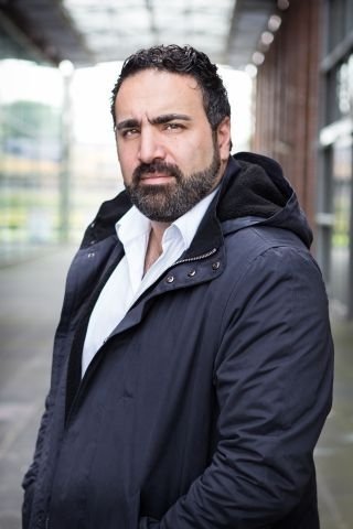 et billede af Sinan Can