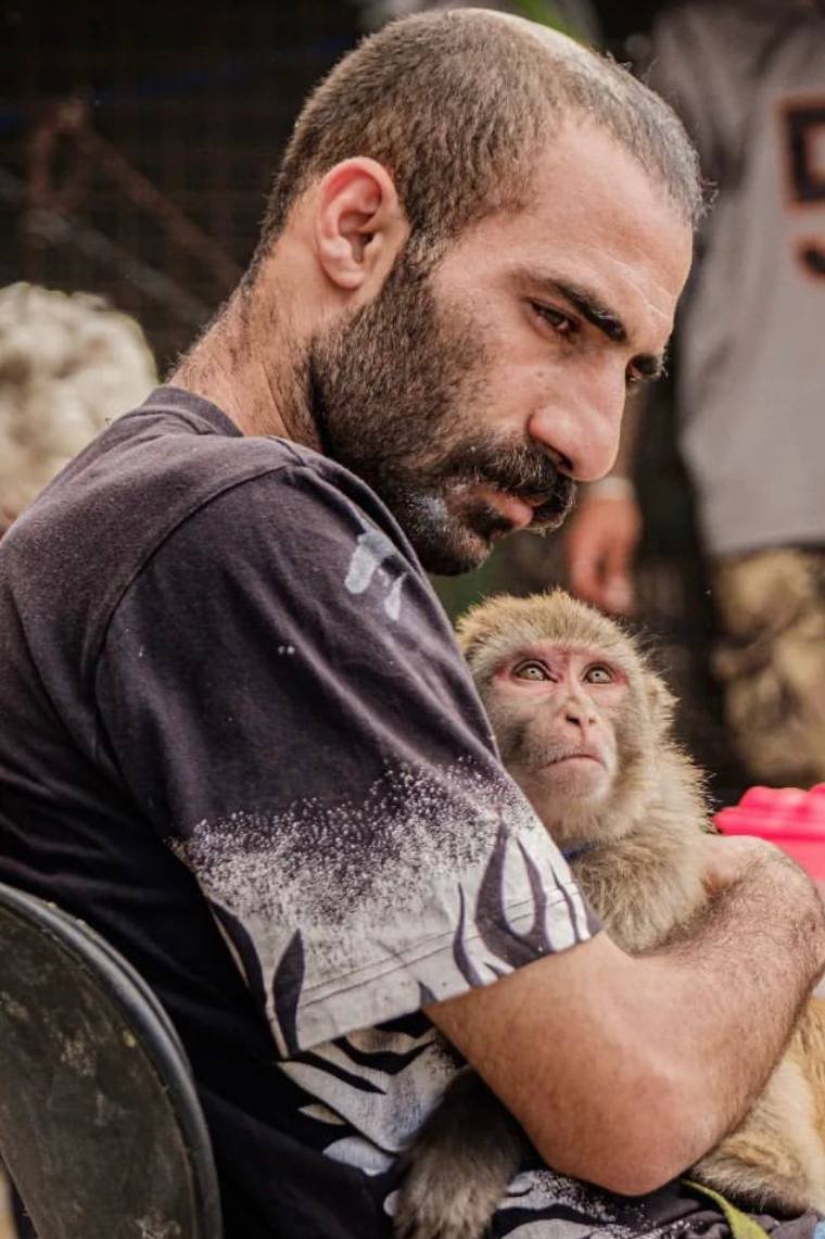 Abbas Imani's picture in the cast