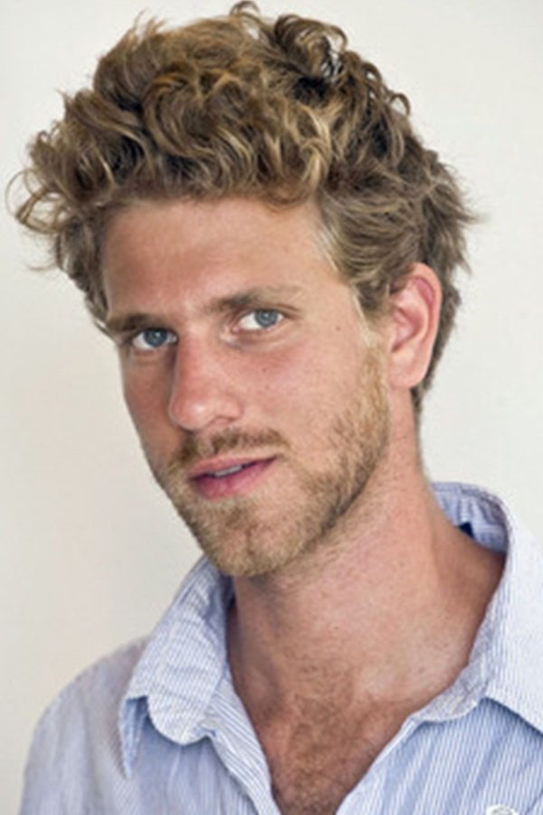 et billede af Ádám Farkas