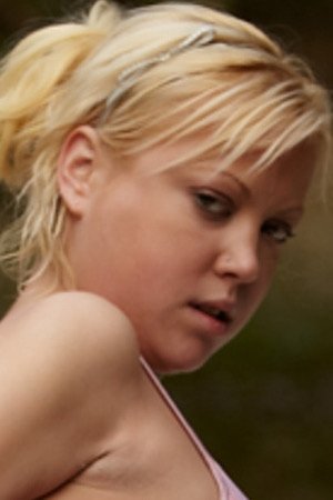 Profile image of Tina, a notable actor/actress
