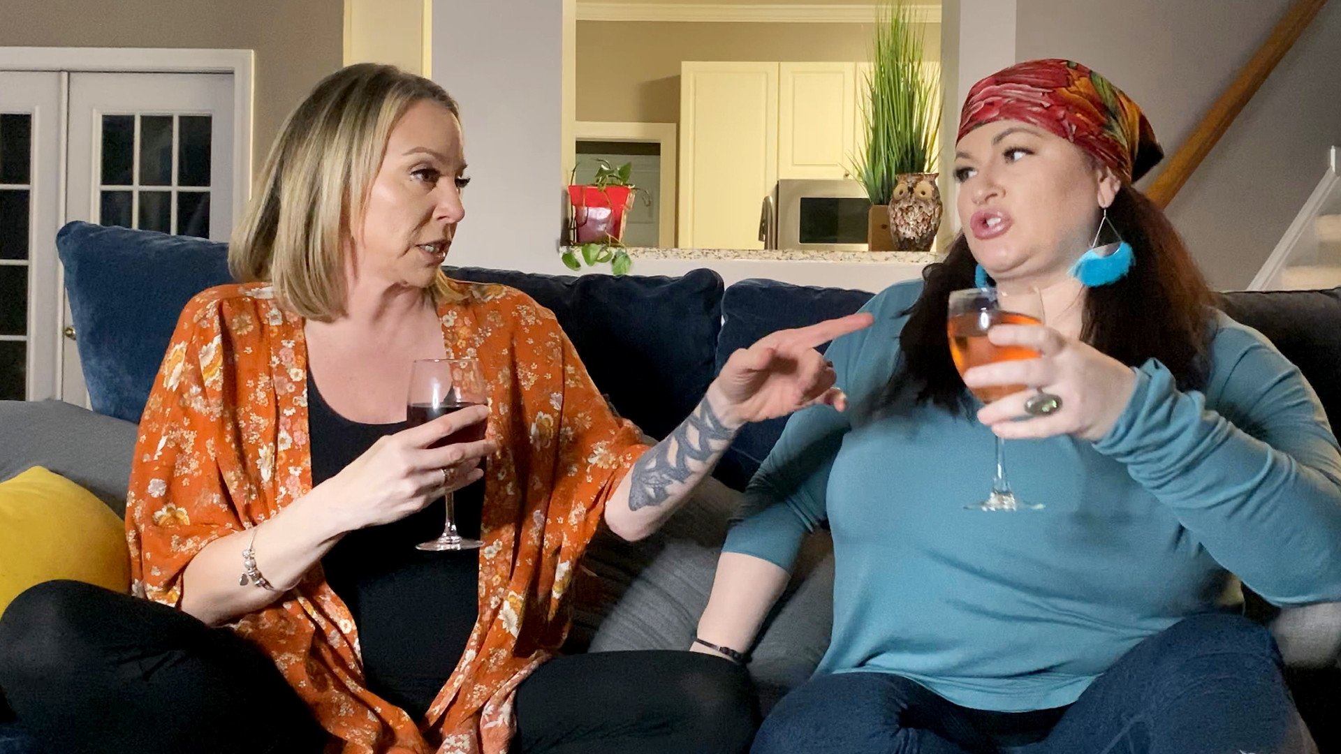 90 Day Fiancé: Pillow Talk S5E7 backdrop