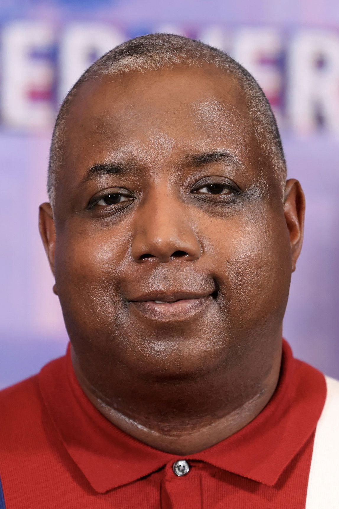 et billede af Kemp Powers