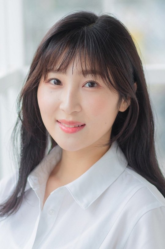仲谷明香's picture in the cast