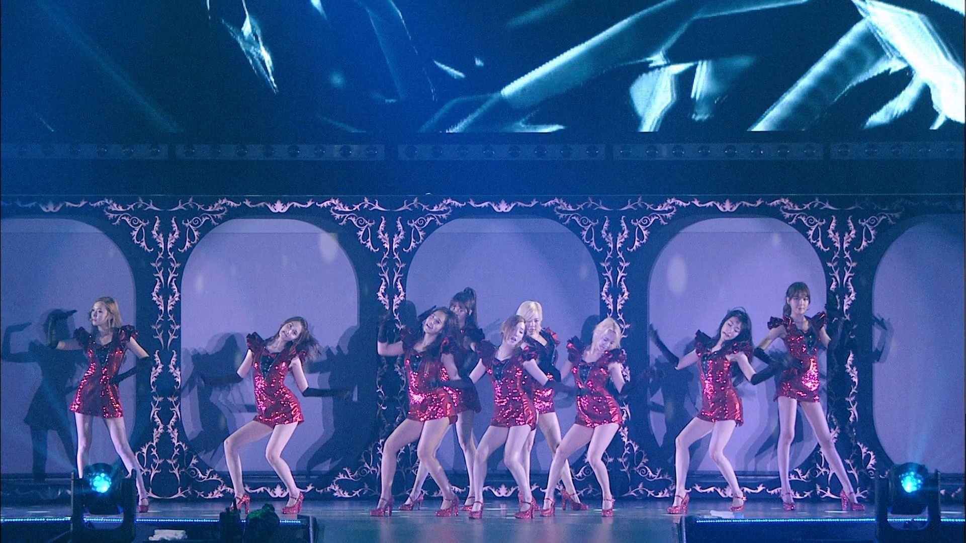 Girls' Generation World Tour - Girls & Peace in Seoul (2013)