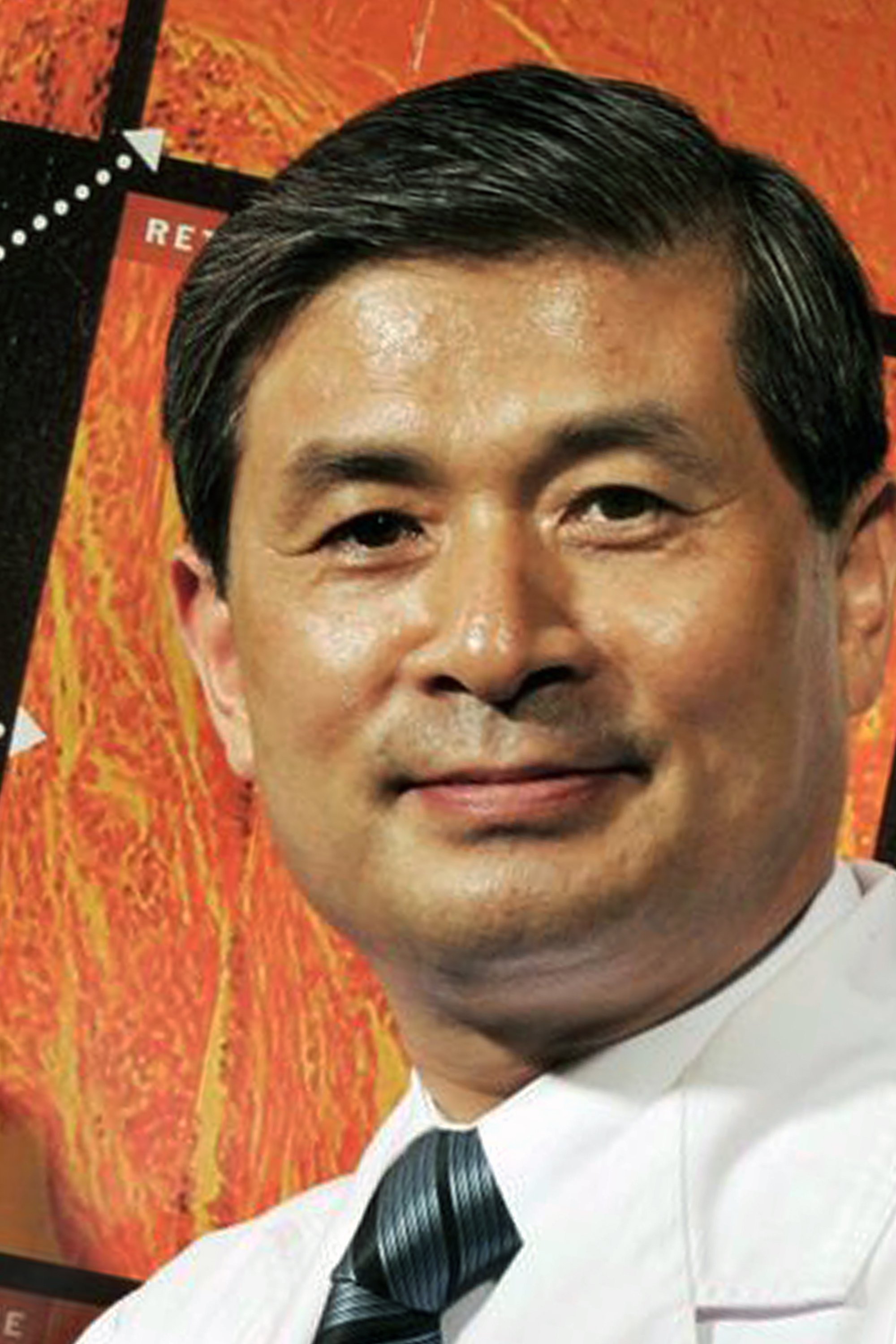 Hwang Woo-suk's picture in the cast