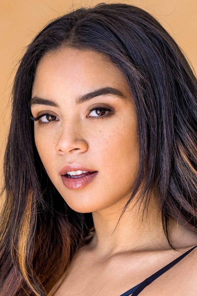 et billede af Maya Bijou