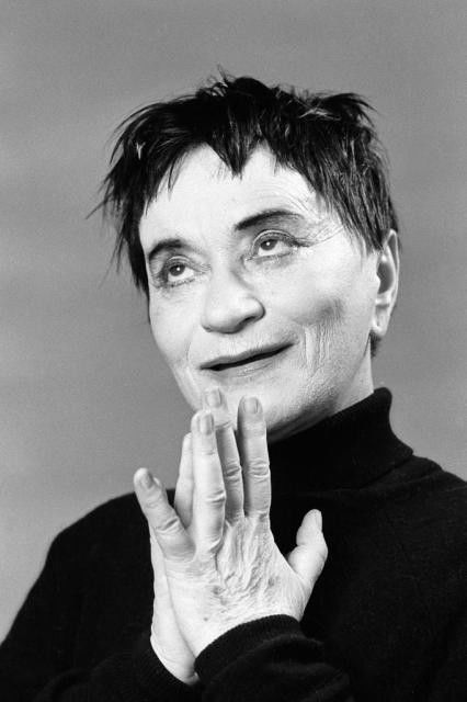 et billede af Valeska Gert