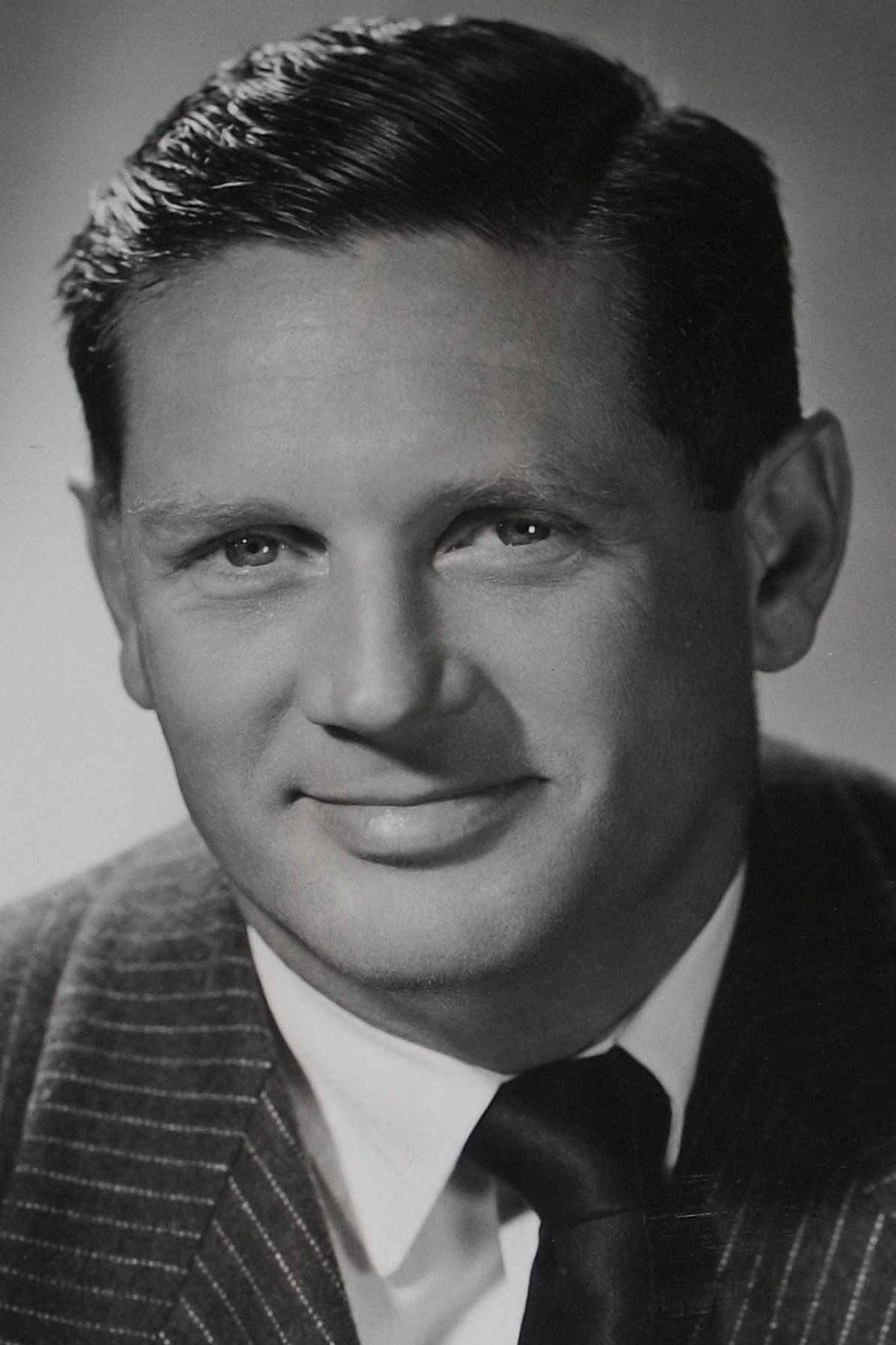 et billede af Niven Busch