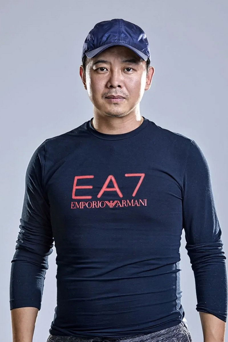 et billede af Yang Dong