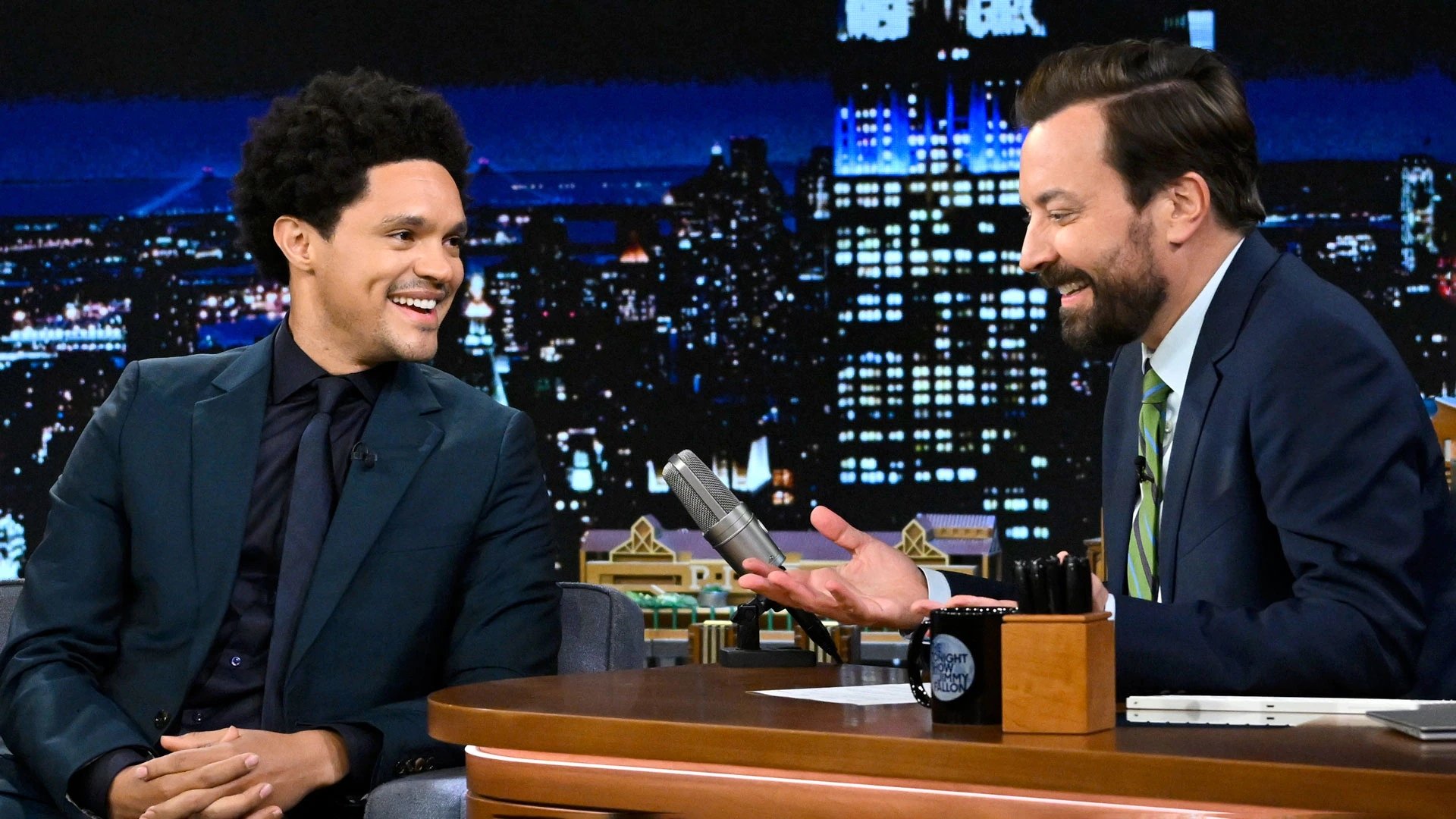 The Tonight Show Starring Jimmy Fallon 10x19