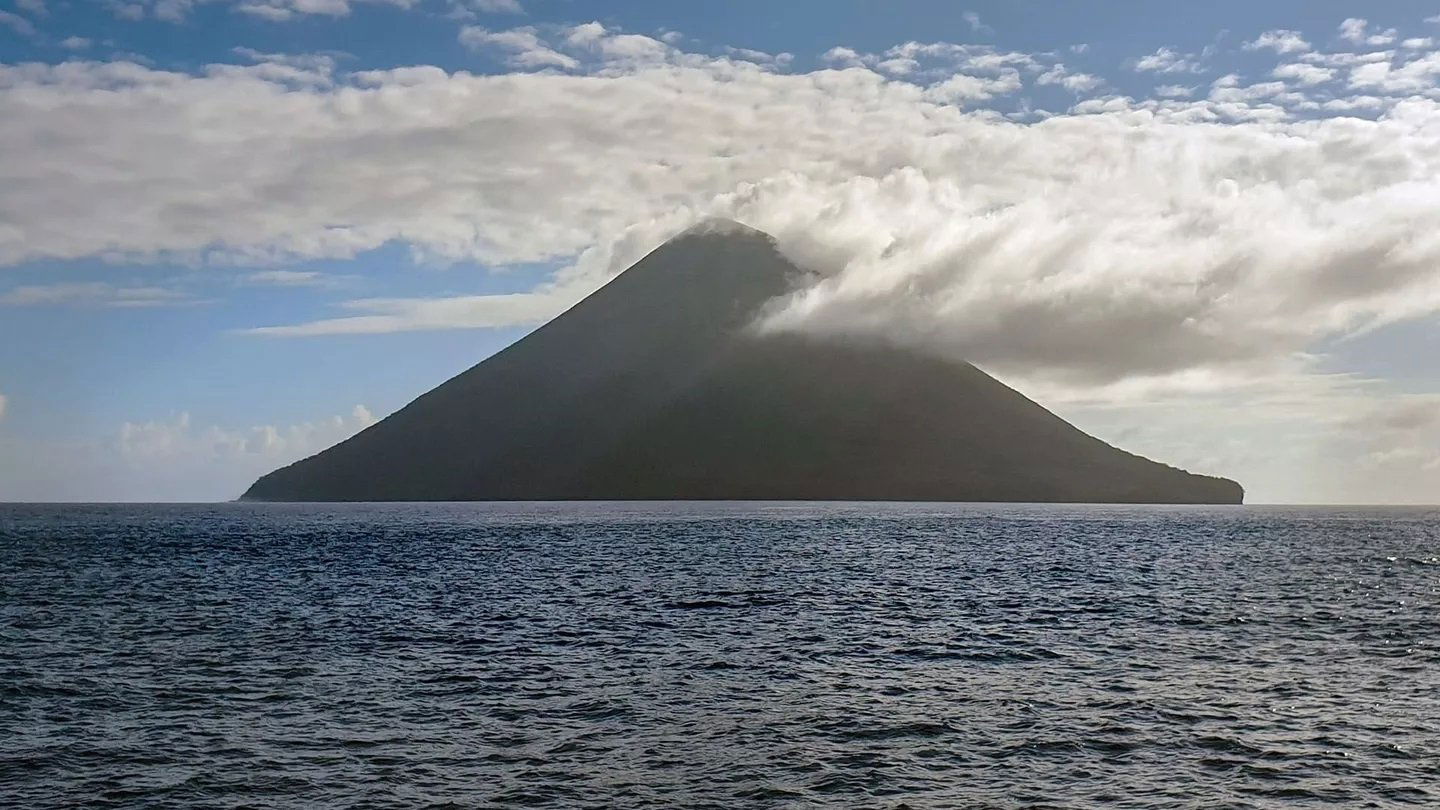 Hidden Volcano Abyss (2023)