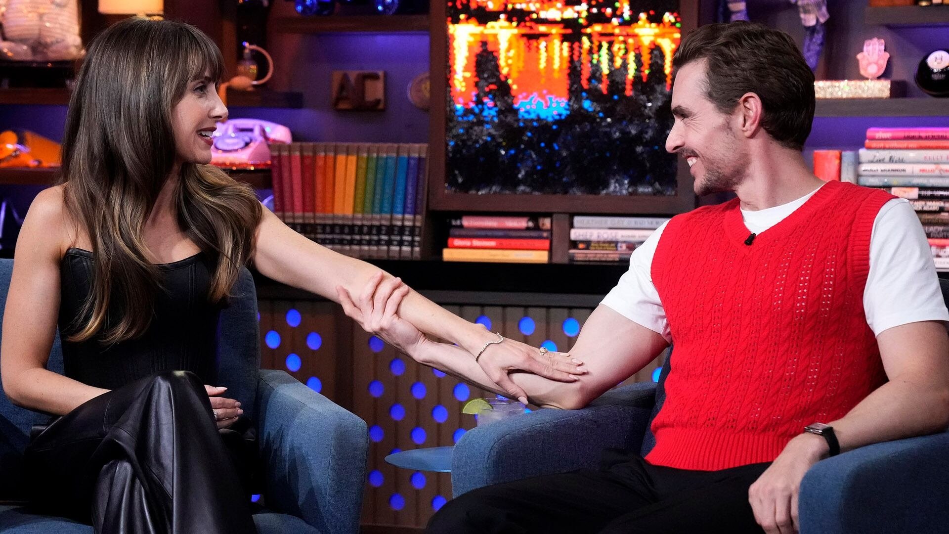Watch What Happens Live with Andy Cohen - Season 22 Episode 130 : Alison Brie, Dave Franco