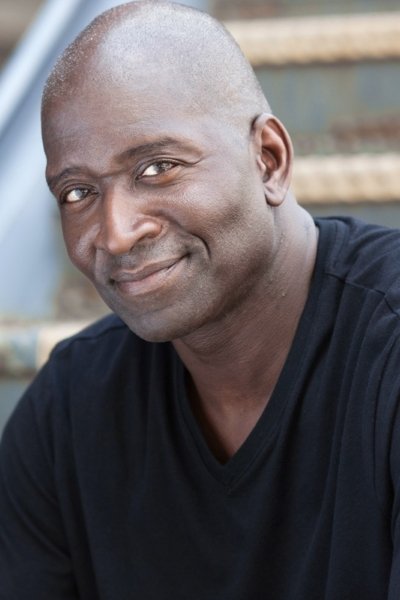 et billede af Luray Cooper