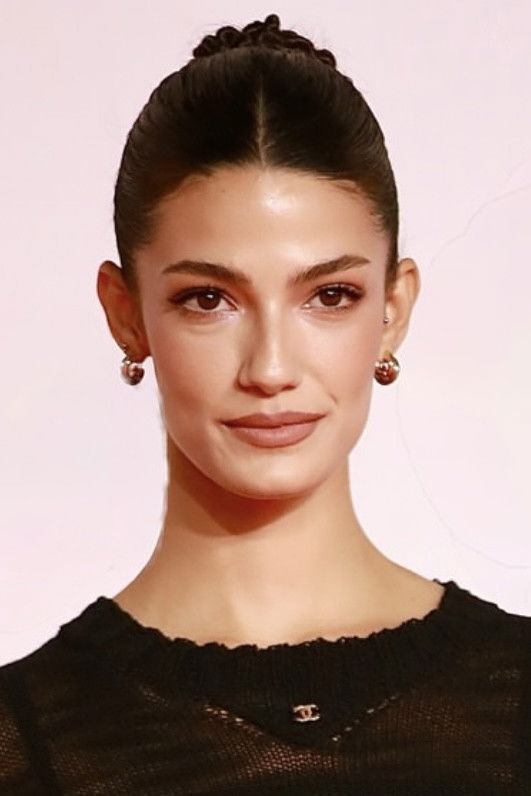 et billede af Tara Emad