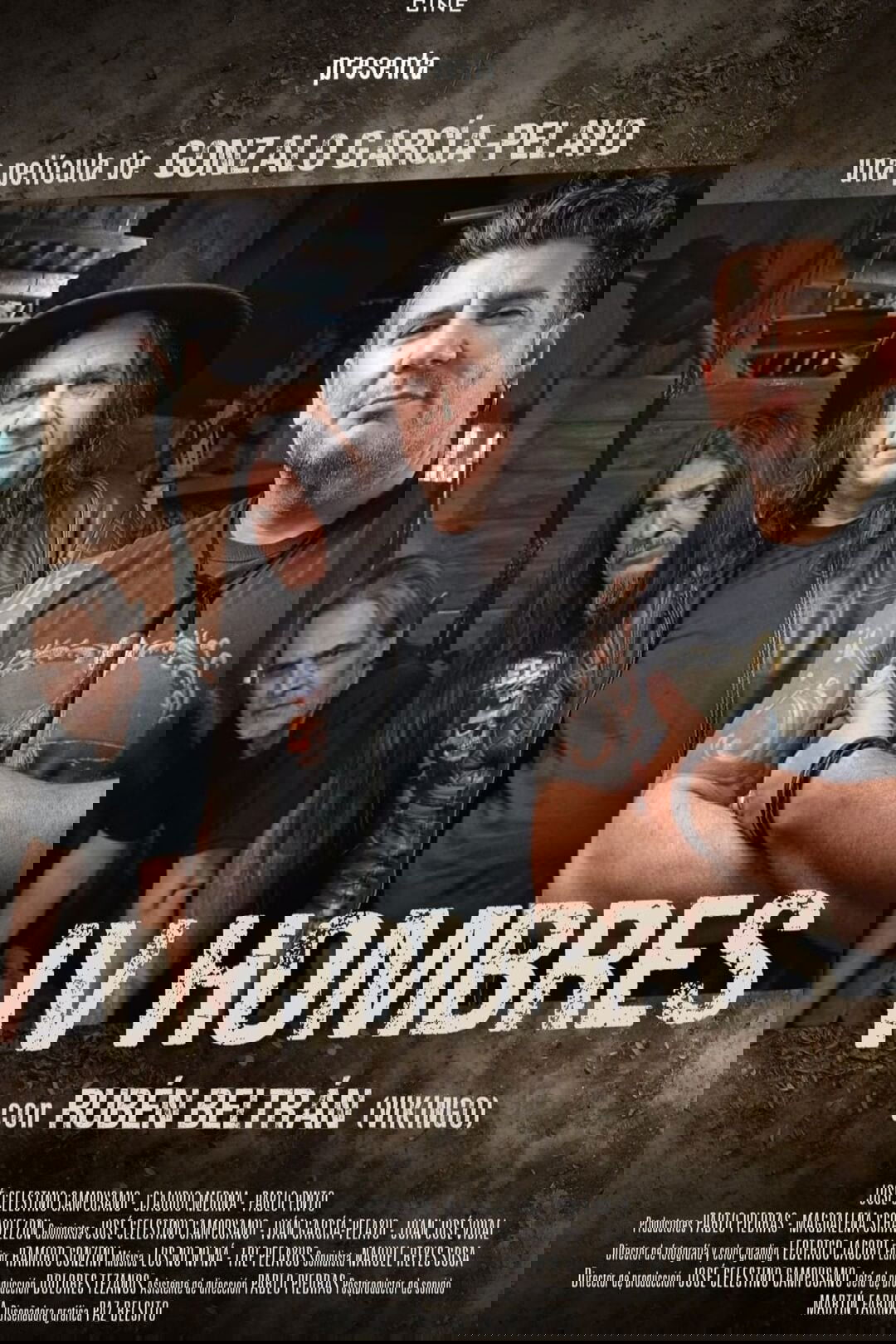 Cuatro hombres Cuatro hombres
