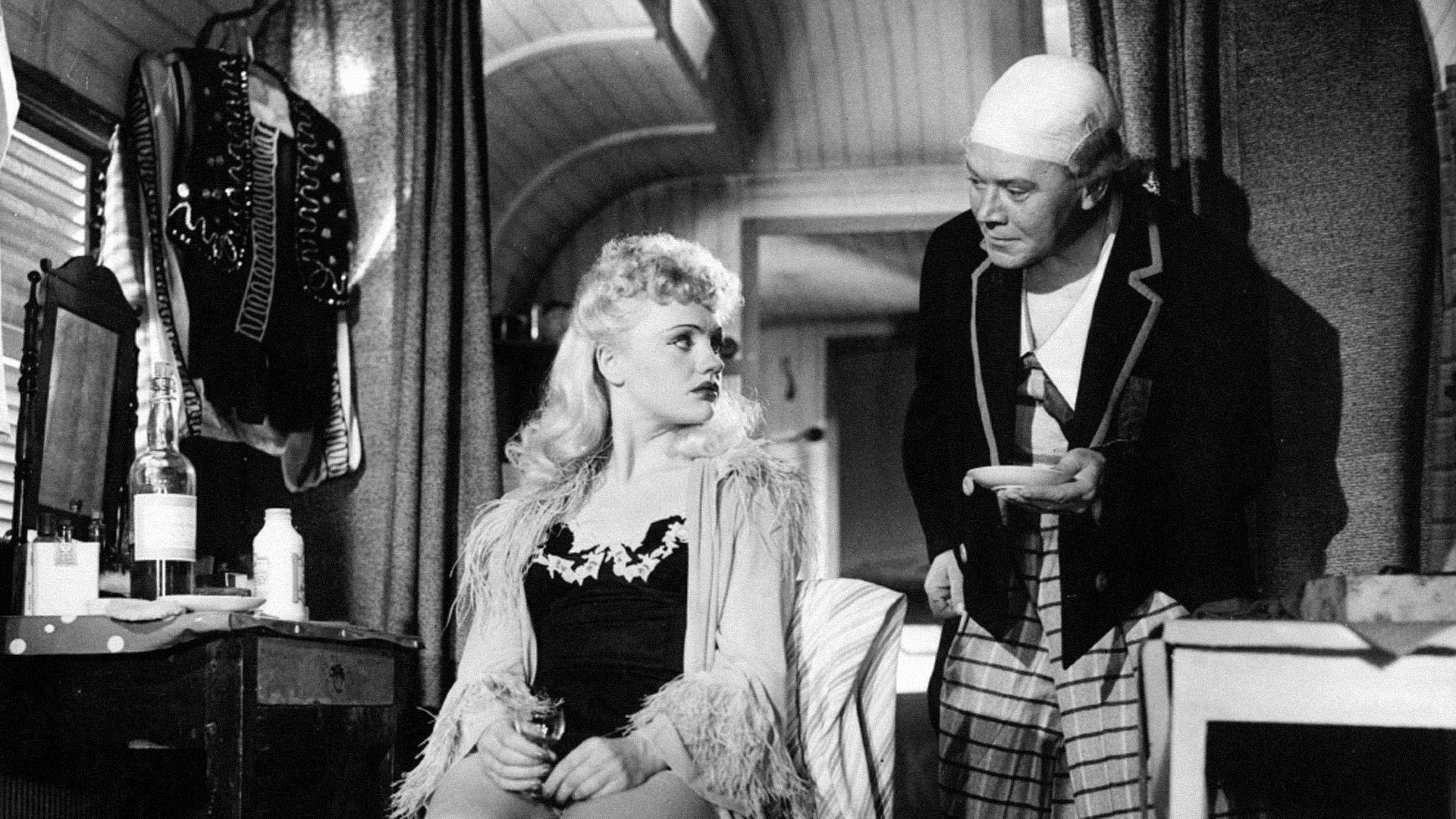 The Sixth Shot (1943)