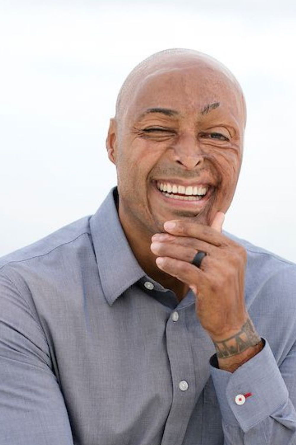 et billede af J.R. Martinez