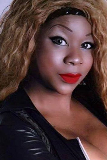 et billede af Roni Nicole