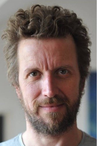 Vincent Cahay is Stan Le Pianiste