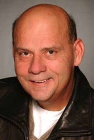 et billede af Monty Hoffman