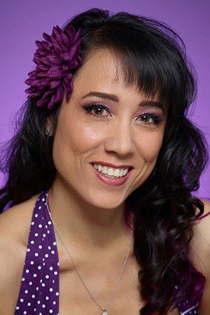 et billede af Maralynn Adams