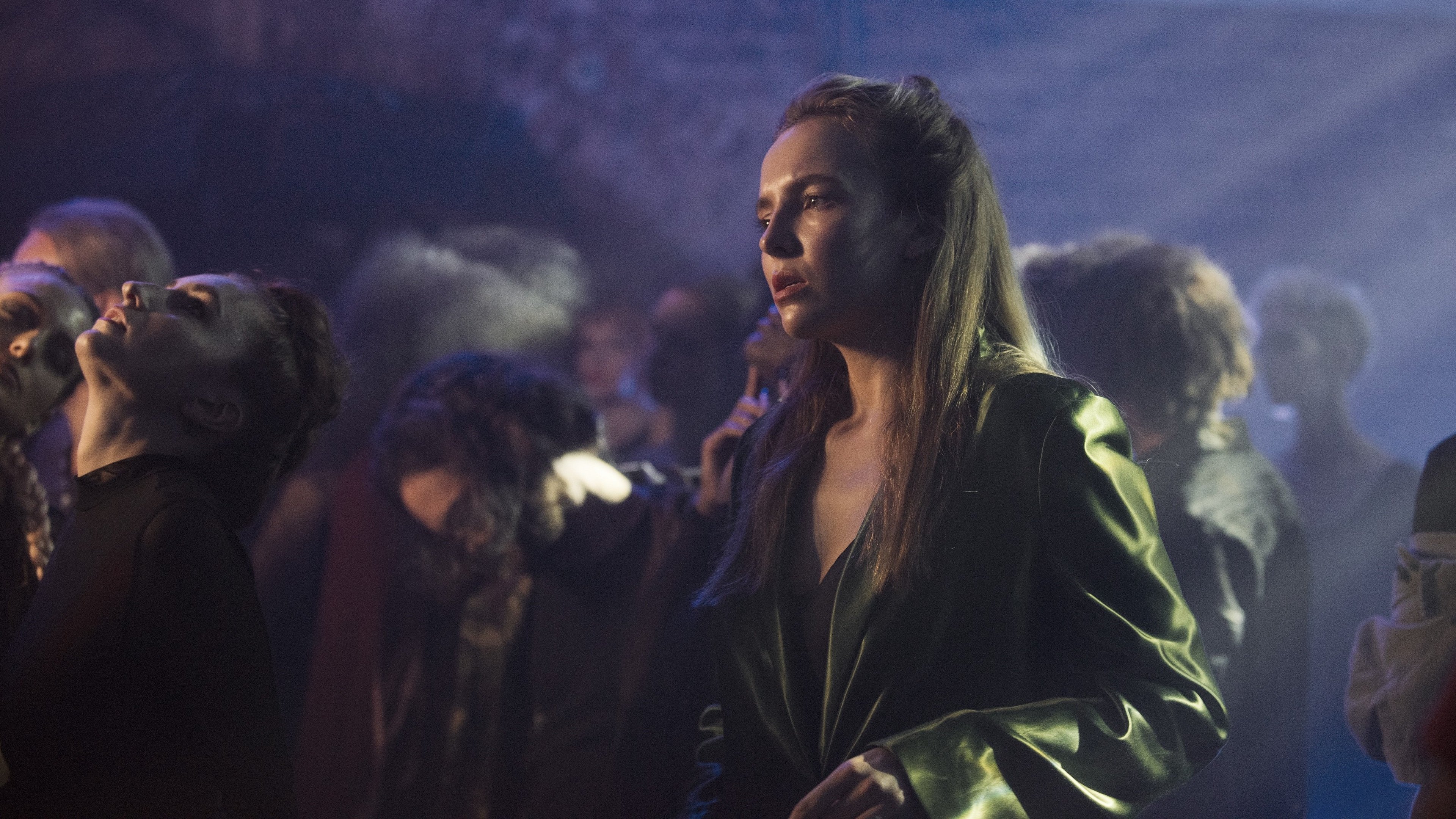 Euphoria Season 2 Episode 1 Streaming Vo KILLING EVE S02E04 streaming vf » Series Cultes