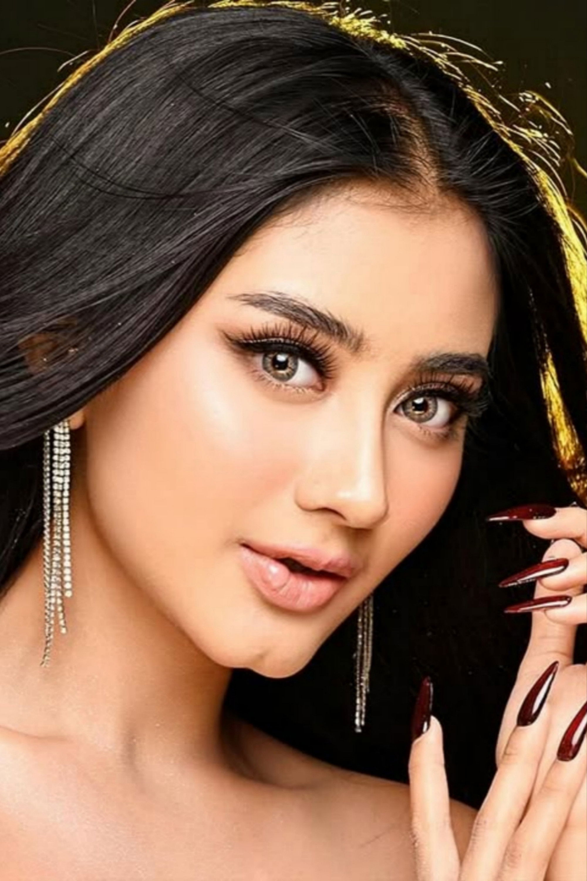 et billede af Ghea Youbi