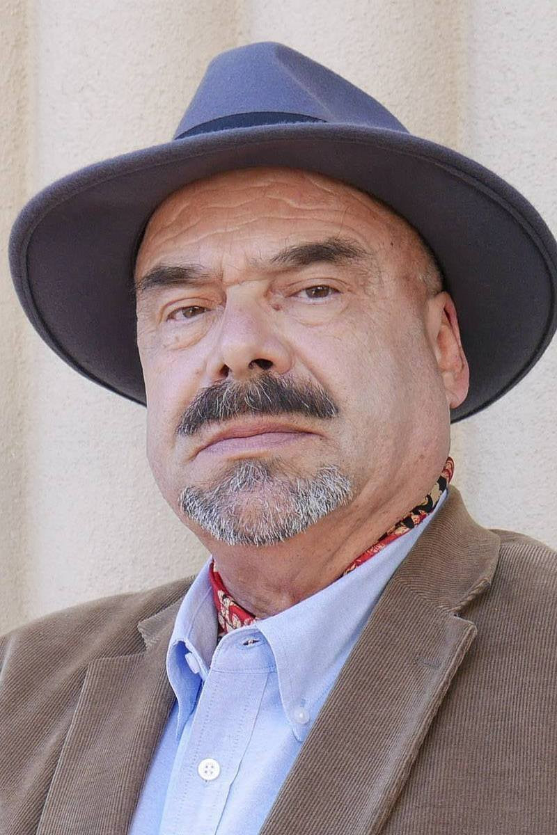 et billede af Neil Raymond Ricco