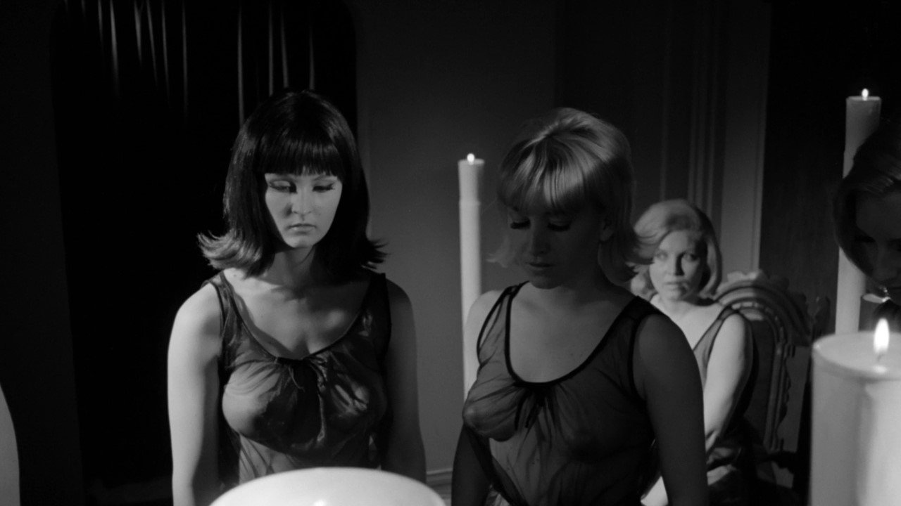 Red Roses of Passion (1966)
