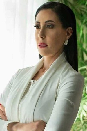 et billede af Gina Selim