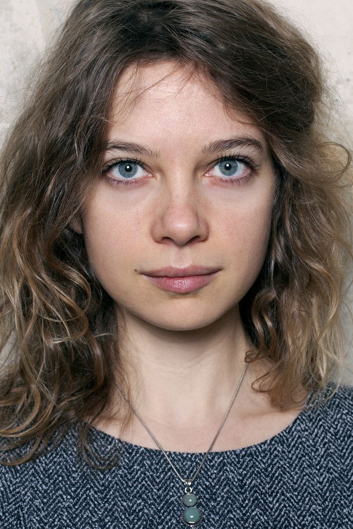 et billede af Laura Tuillier