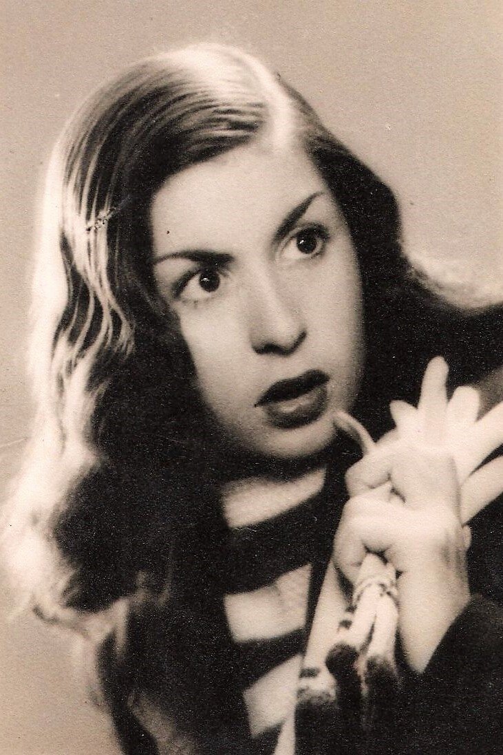 et billede af Juny Orly