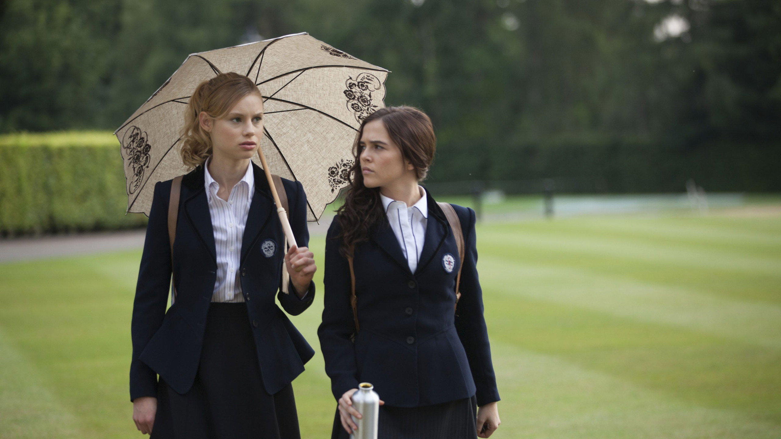 Vampire Academy (2014) — still 3
