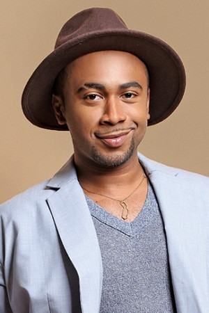 et billede af Thou Reyes