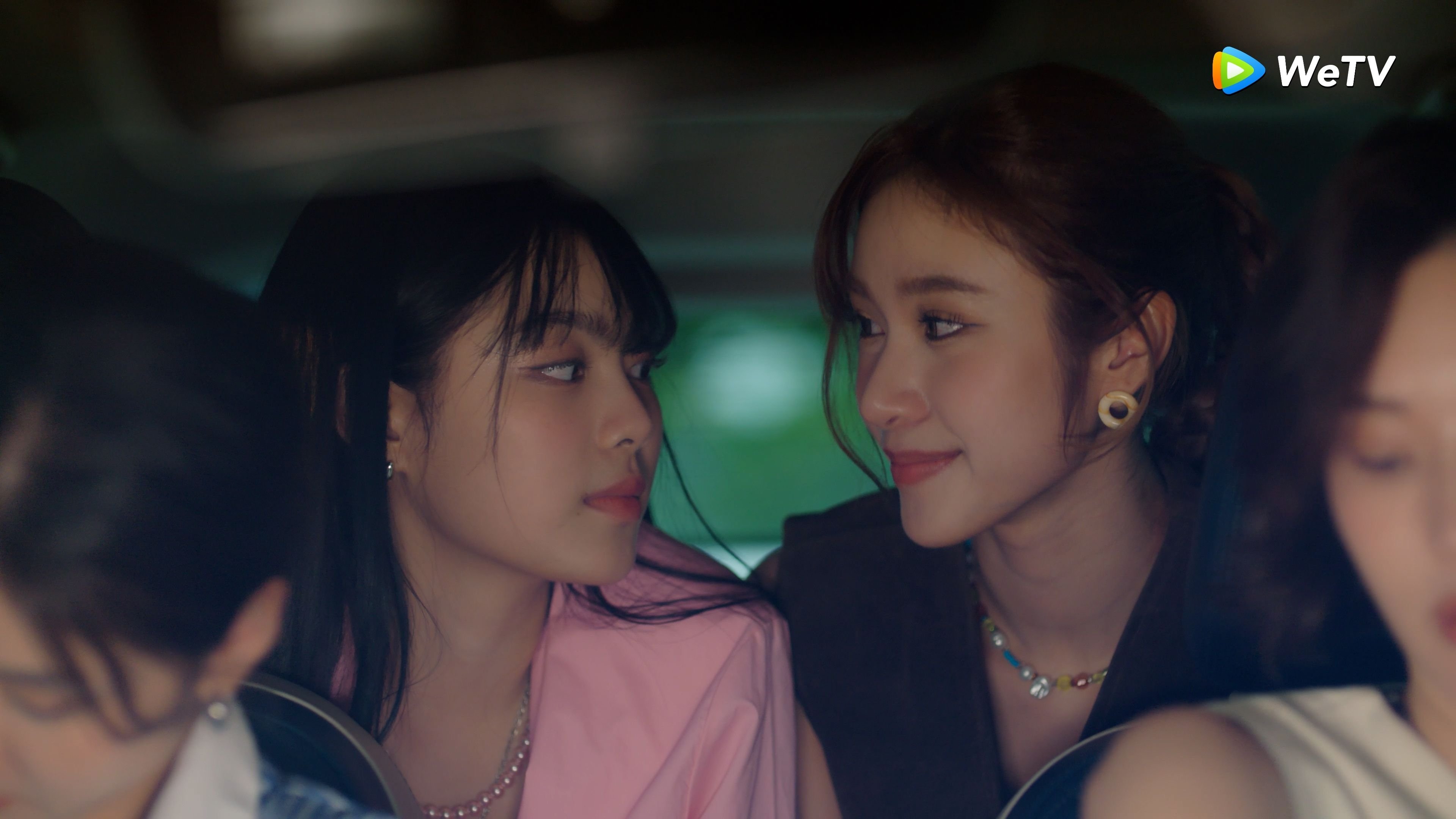 ซ่อนใจไว้ที่เธอ - Season 1