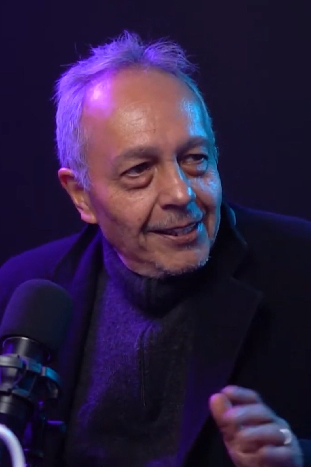 et billede af Gerardo Lara