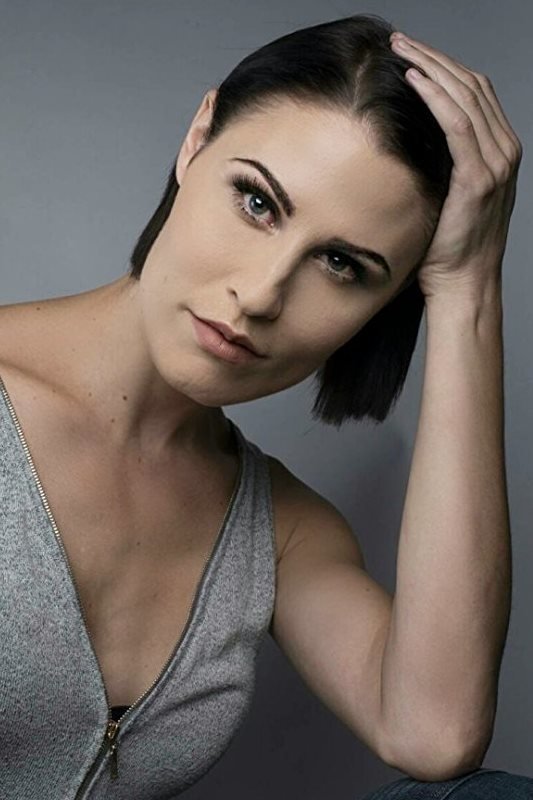 et billede af Tatum Lee