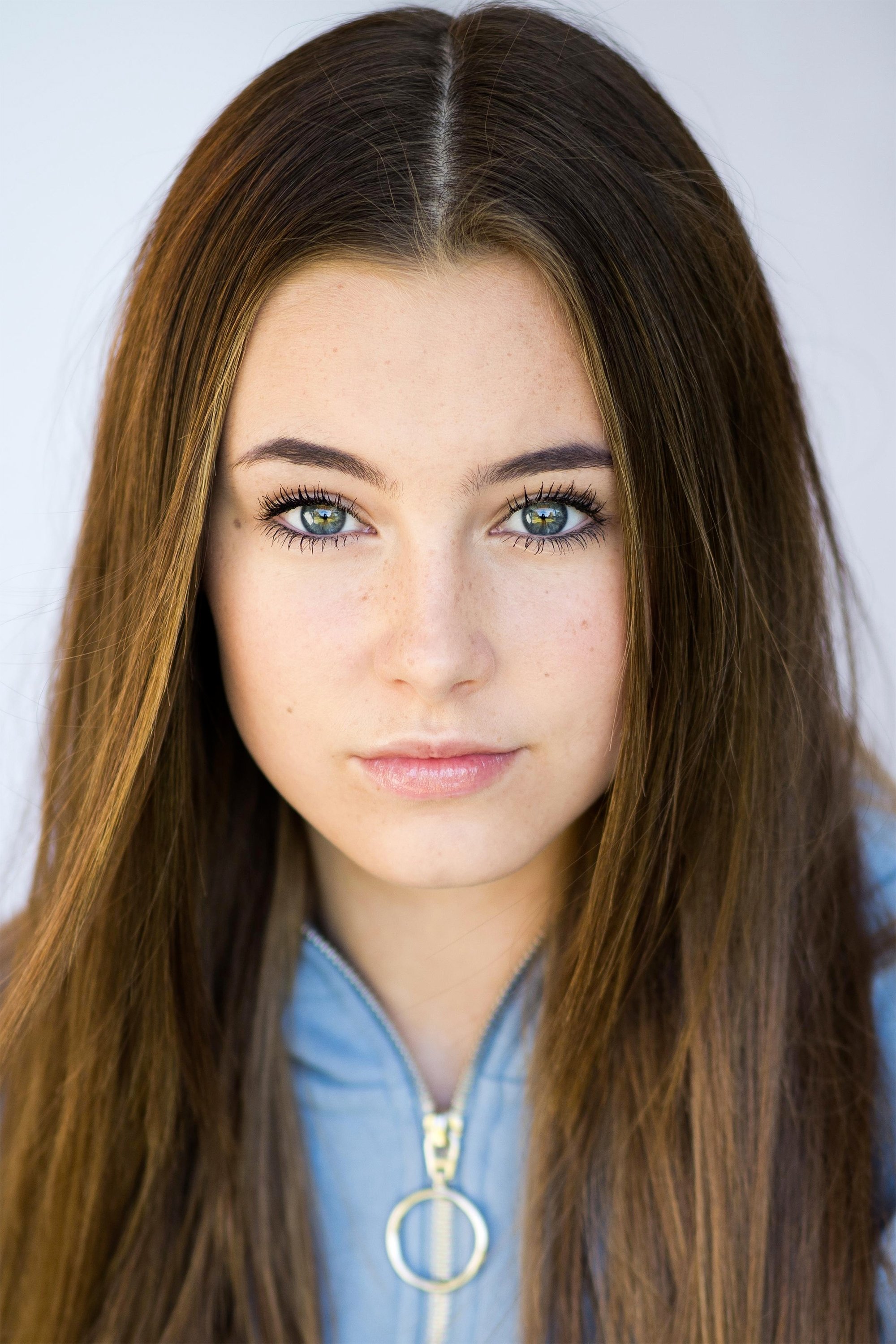Amelia Crouch Profile Images — The Movie Database (TMDB)