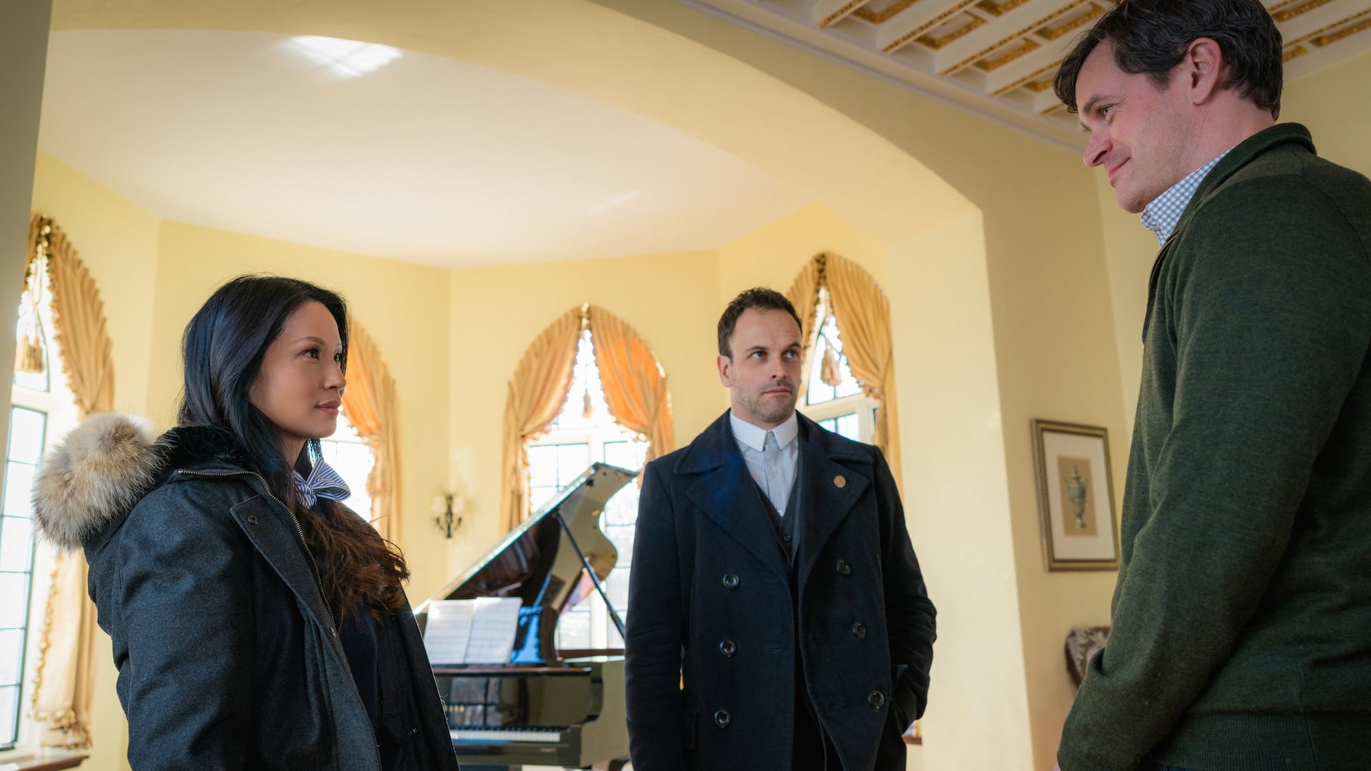 Elementary Season 4 :Episode 16  Hounded