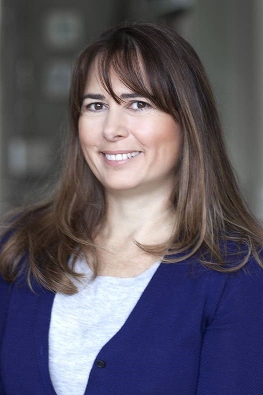 Alexandra Shulman's picture in the cast