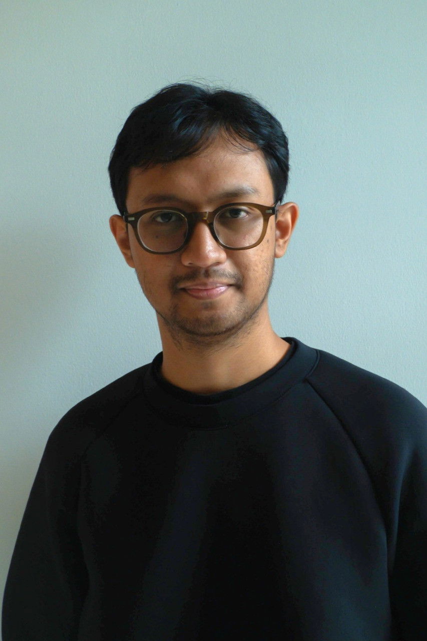 et billede af Aka Witharja