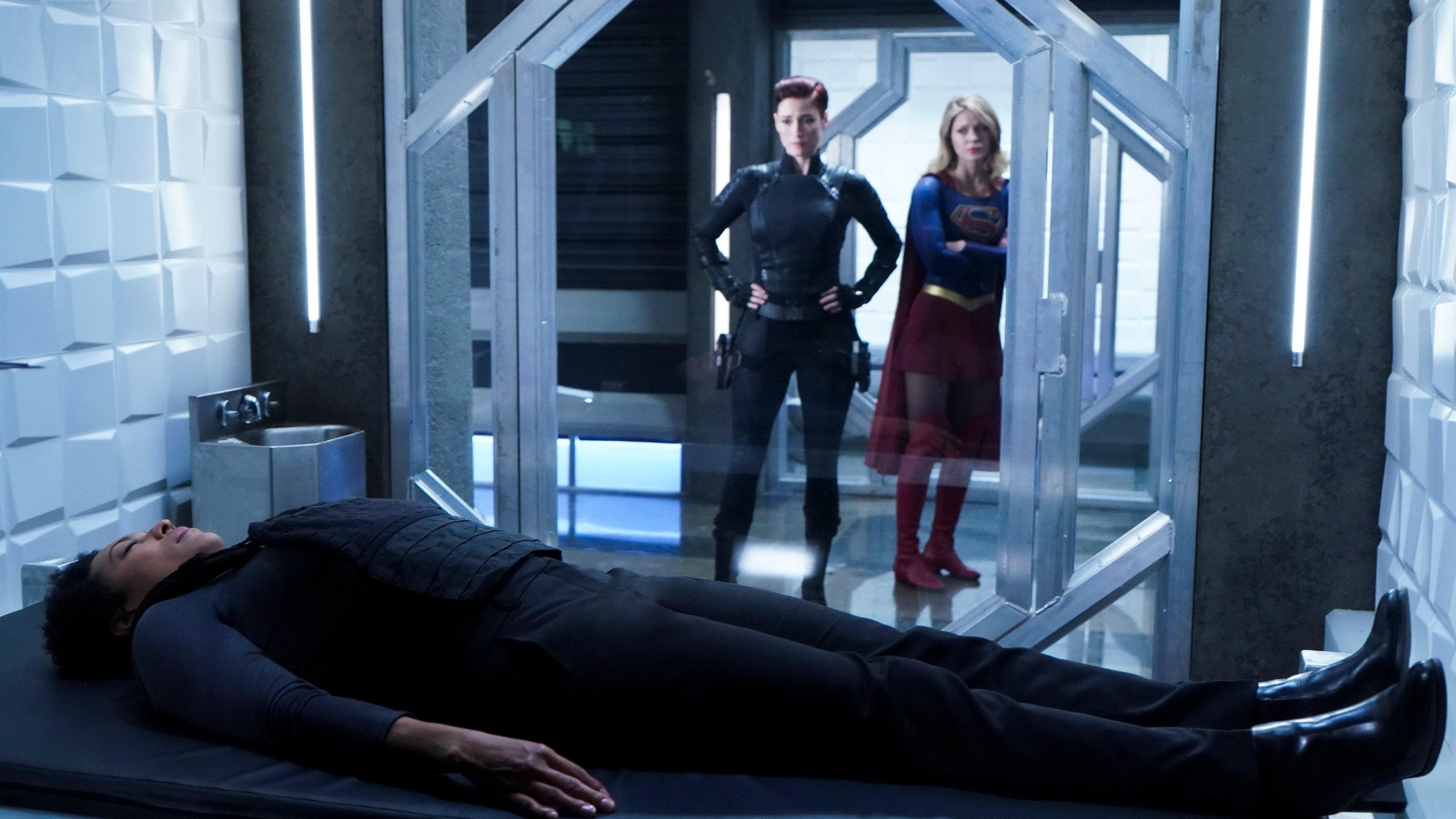 Supergirl Season 4 :Episode 10  Suspicious Minds