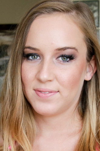 et billede af Charli Acacia