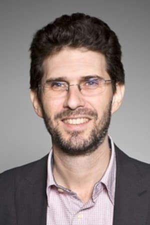 et billede af Joshua Marston