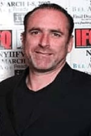 et billede af Stuart Alson